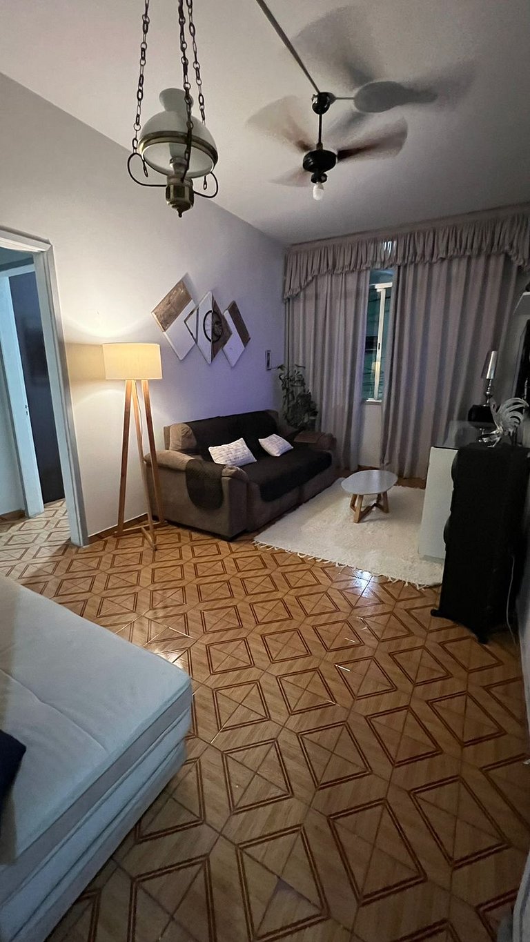 AP 5min andando da Praia do Forte c/ Garagem