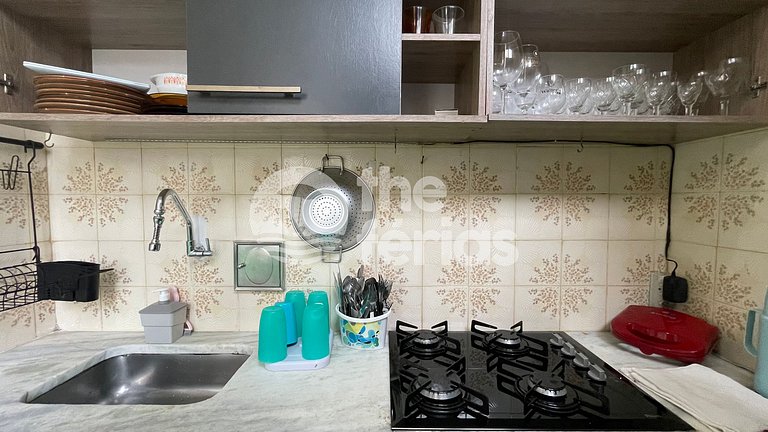 AP 5min andando da Praia do Forte c/ Garagem