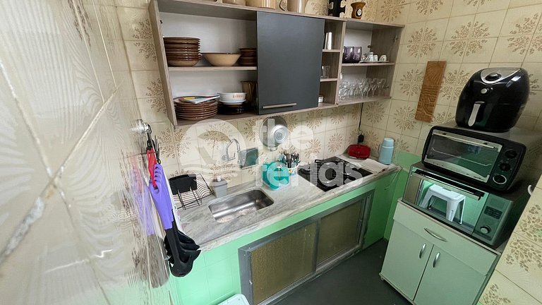 AP 5min andando da Praia do Forte c/ Garagem