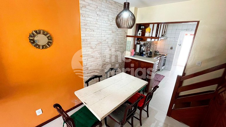 AP 2 qtos AC c/ piscina e churrasqueira em cond.