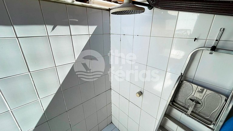 AP 2 qtos AC c/ piscina e churrasqueira em cond.