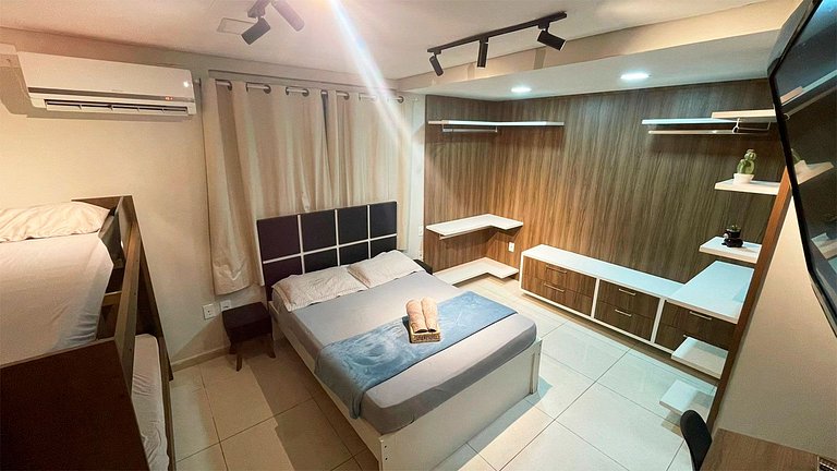 Suíte famíla WIFI frigobar e AC | @theferias_