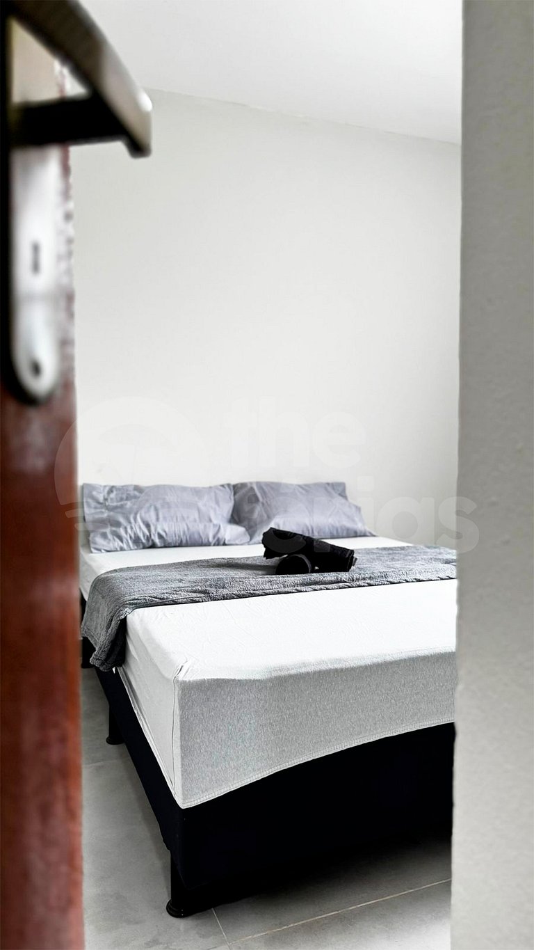 Ap 2 qtos c/ Ar C 7mins andando do Forte